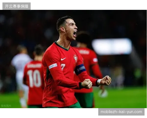 C罗迎来个人第六届世界杯，马丁内斯需平衡其出场时间以为淘汰赛储备关键体能